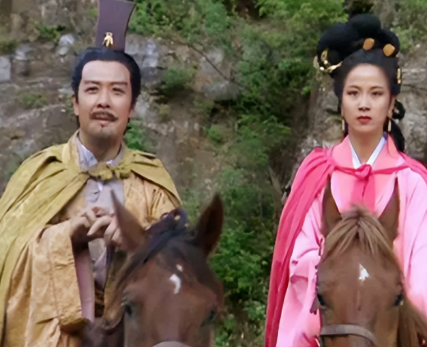 孙尚香与刘备的三年无子之谜：政治联姻下的情感困境与权力博弈