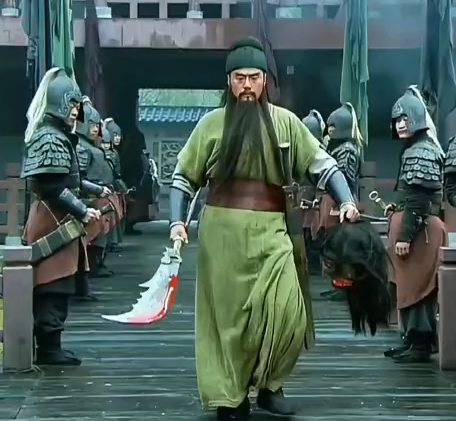 汜水关前的一瞬：关羽速斩华雄的战场密码