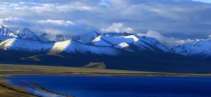 经典诗词绝对解析：一轮明月天上挂，星星如麈嫦娥现准确释义最佳成语解释