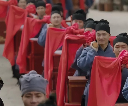 古礼探微：古代彩礼与聘礼的差异与内涵